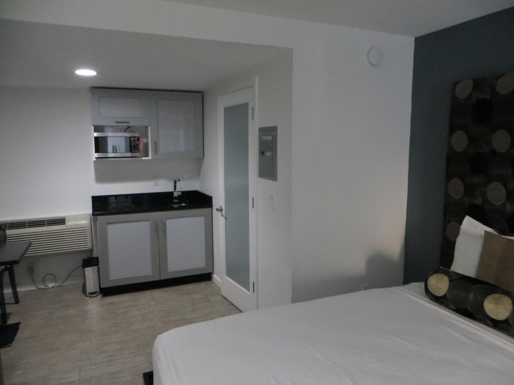Lotus Boutique Inn And Suites Ormond Beach Bagian luar foto